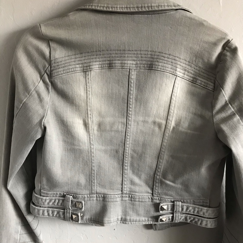 Gray Denim Jacket - image 5